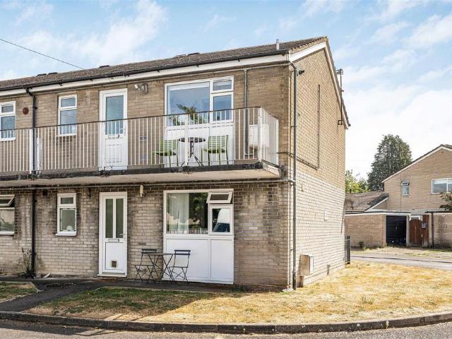 Flat for sale in Bolton Low Houses, Hampshire