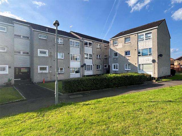 Flat for sale in Maryhill Park, Summerston