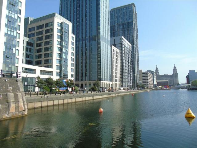 Flat for sale in Calderstones