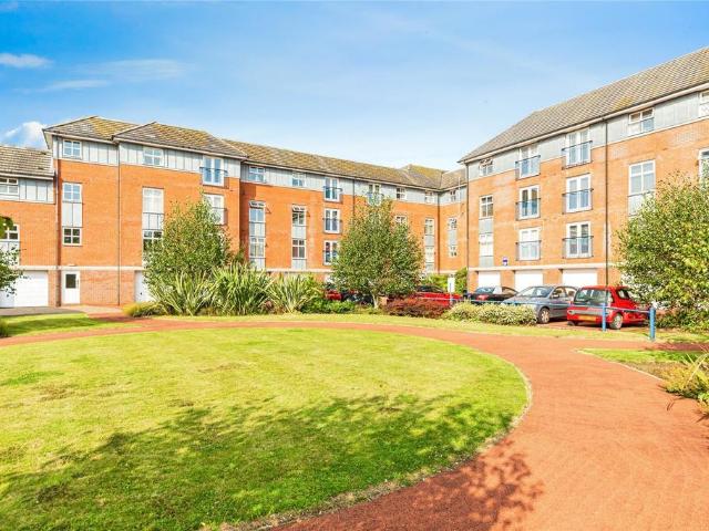 Flat for sale in Grange Park, Blackpool