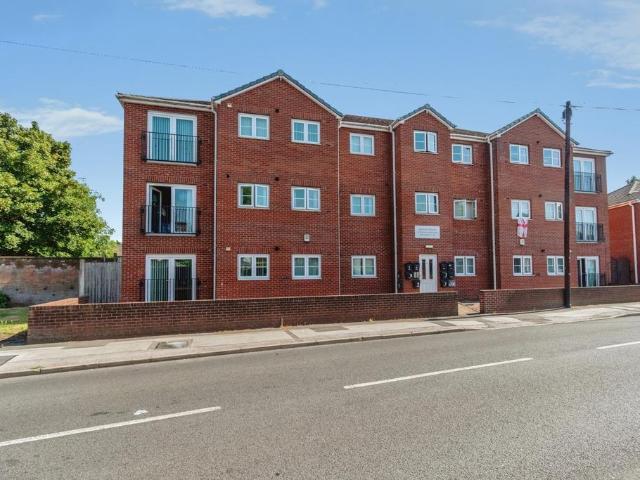 Flat for sale in Little London, Willenhall