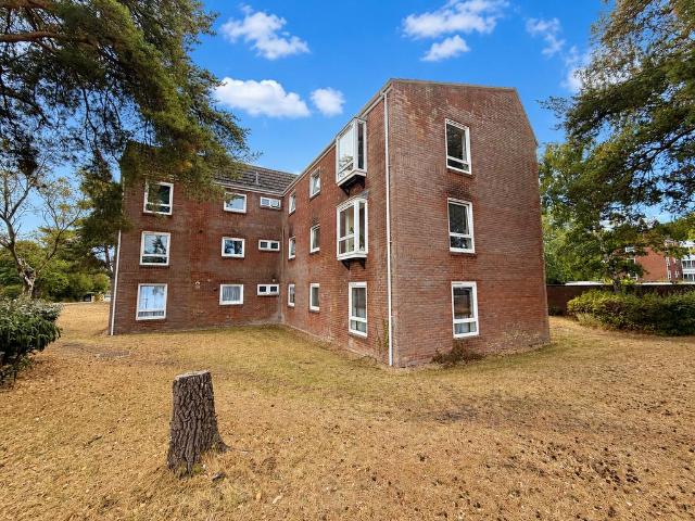 Flat for sale in Canford Heath, Poole
