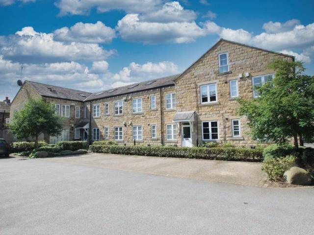 Flat for sale in Horsforth Vale, Farsley