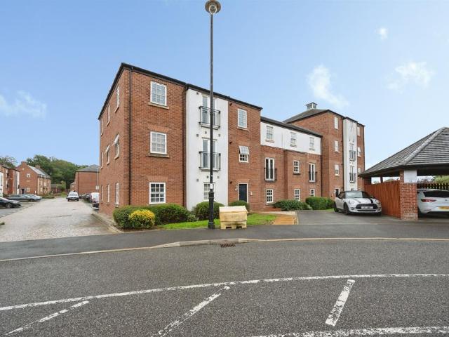 Flat for sale in Great Barr, Walsall