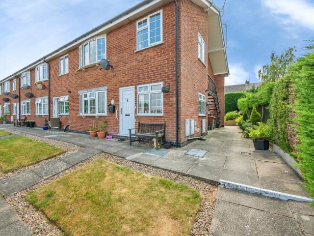Flat for sale in Egginton, East Midlands