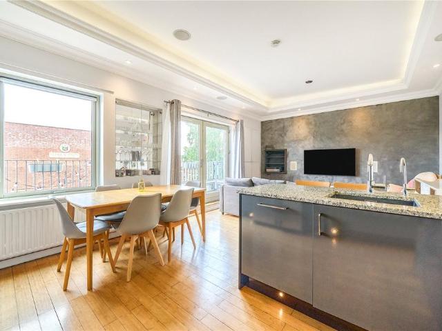 Flat for sale in London Borough of Newham, Greater London
