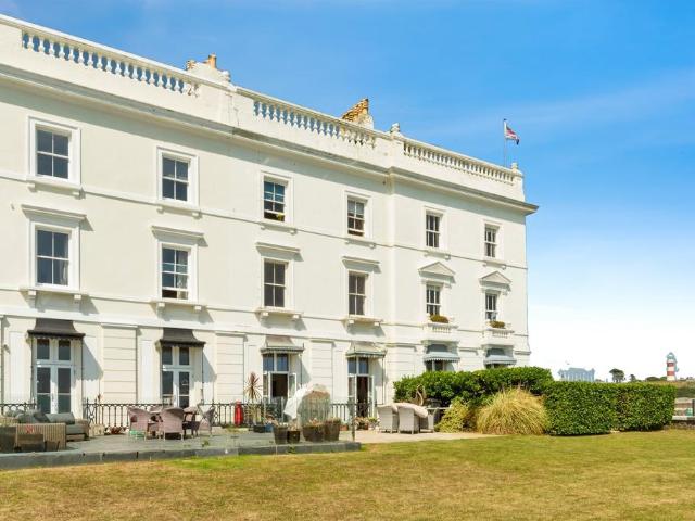 Flat for sale in West Hoe, Mount Wise