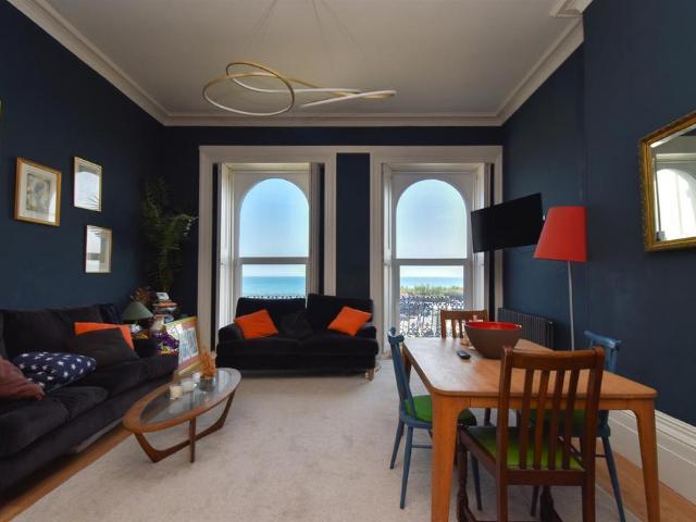 Flat for sale in St Leonards, Hastings