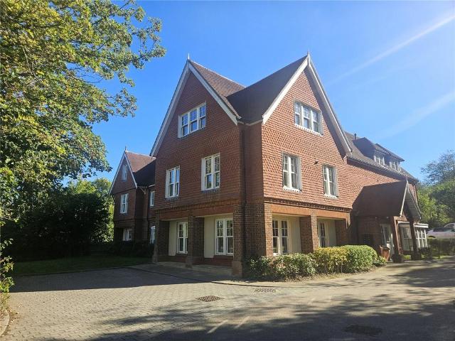 Flat for sale in Reffles Bridge, Reigate and Banstead