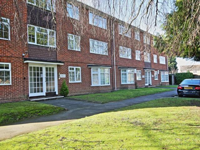 Flat for sale in Westfield, Woking