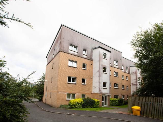 Flat for sale in Dalreoch, Dumbarton