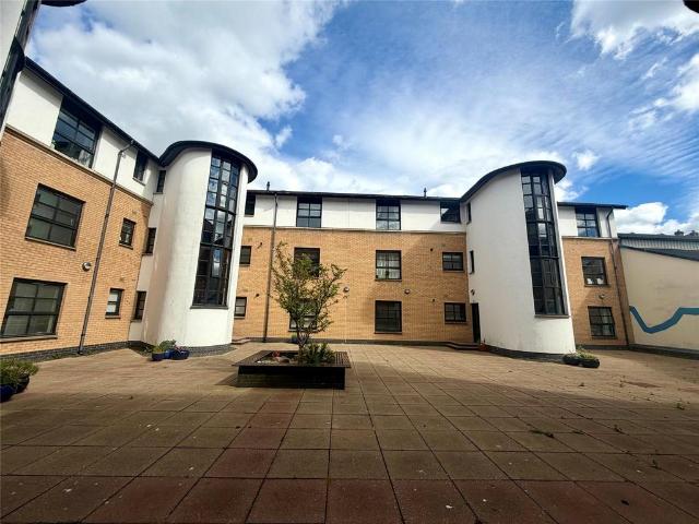 Flat for sale in Merchant City, Scotland