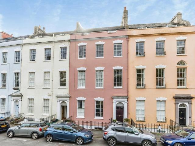 Flat for sale in Clifton Village, Bristol