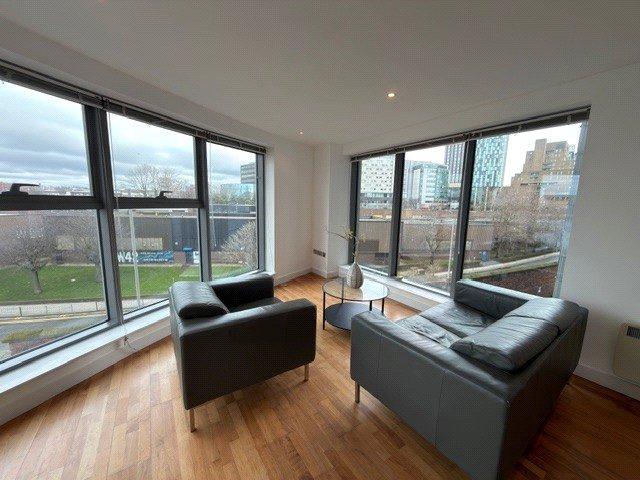 Flat for sale in Calderstones