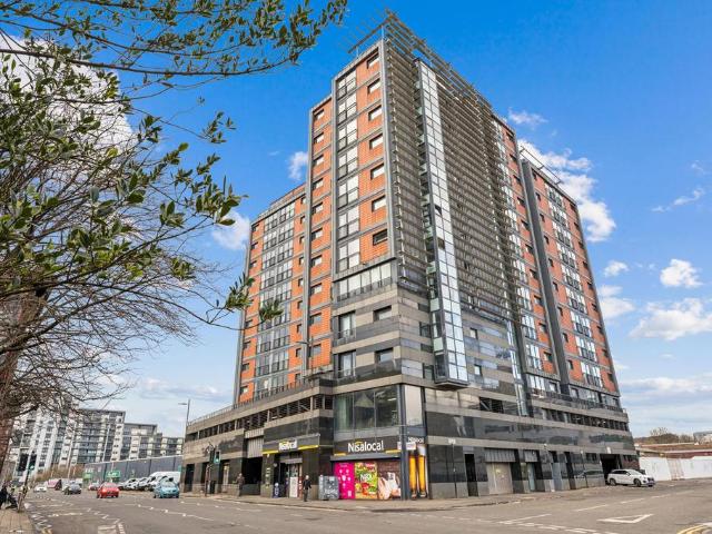 Flat for sale in Anderston, Scotland