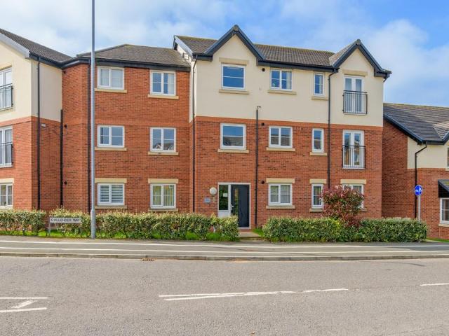 Flat for sale in Helsby, Alvanley