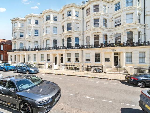 Flat for sale in Brunswick, Hove