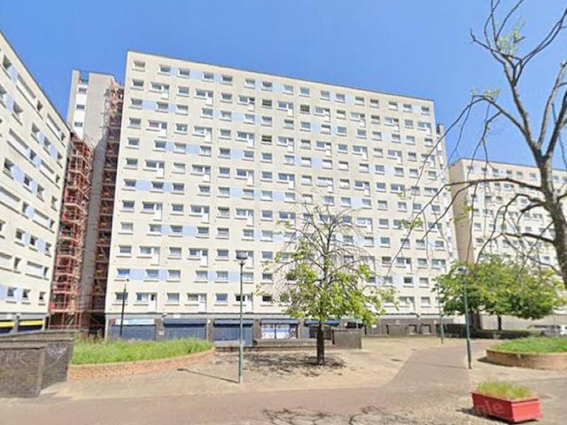 Flat for sale in Anderston, Scotland