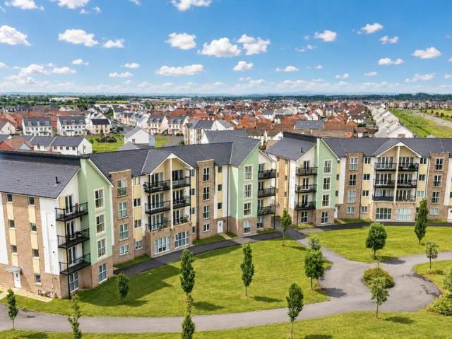 Flat for sale in Haywood Village, Weston-super-mare