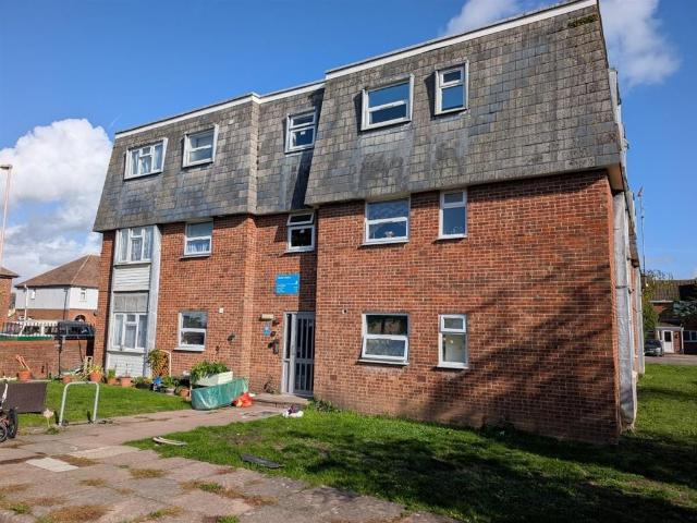 Flat for sale in St James's, Chichester