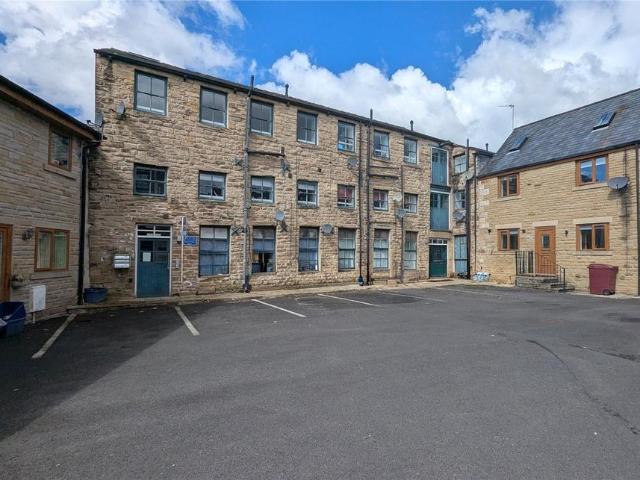 Flat for sale in Padiham, Burnley