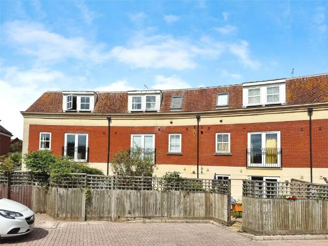 Flat for sale in Withycombe, Budlake