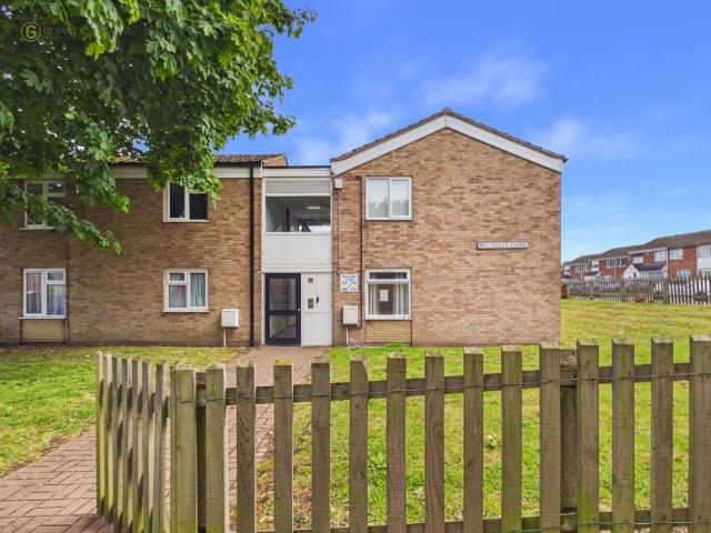 Flat for sale in Coleshill, West Midlands