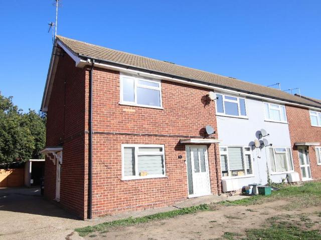 Flat for sale in Clacton-on-Sea, Tendring