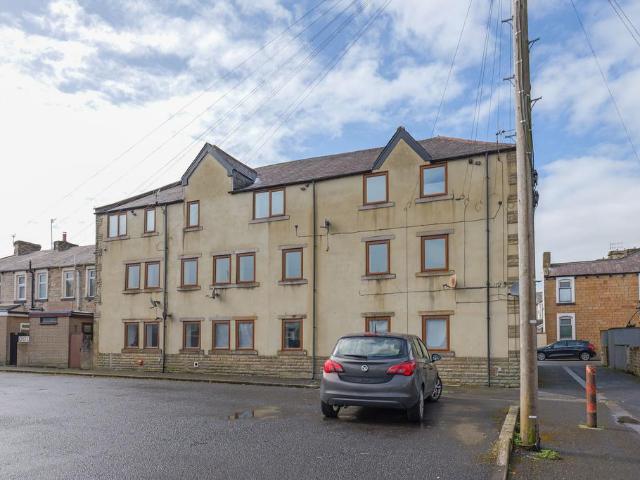 Flat for sale in Rose Grove, Burnley