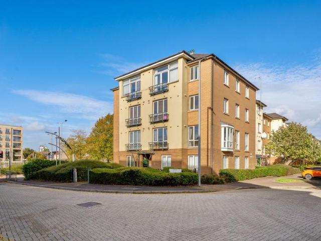 Flat for sale in Cardiff City Centre, Cardiff