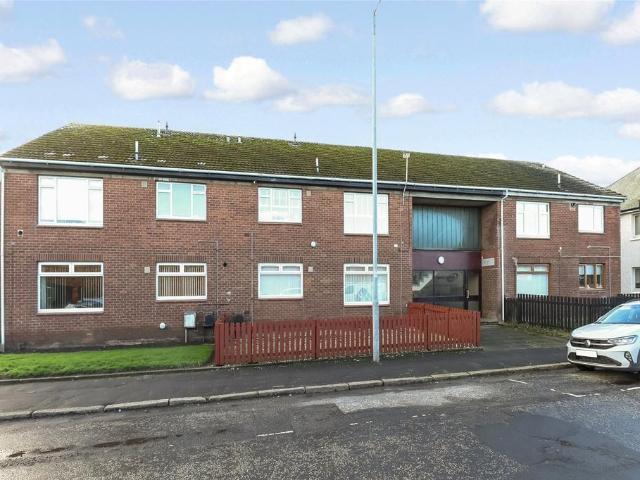 Flat for sale in Newton-on-Ayr, Scotland