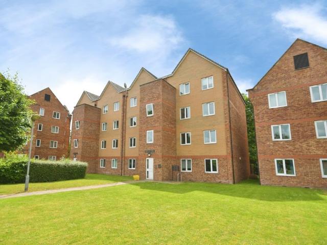 Flat for sale in Loundsley Green, East Midlands