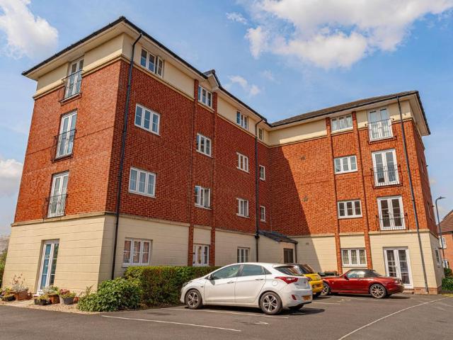 Flat for sale in Wales