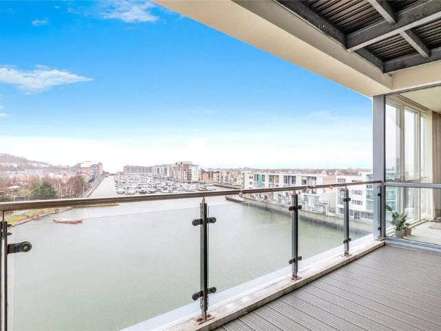 Flat for sale in Woodhill, Portishead