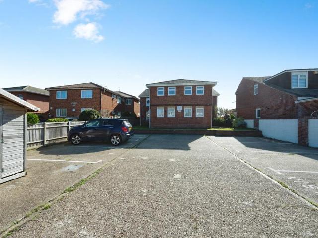 Flat for sale in Spring Vale, Hampshire