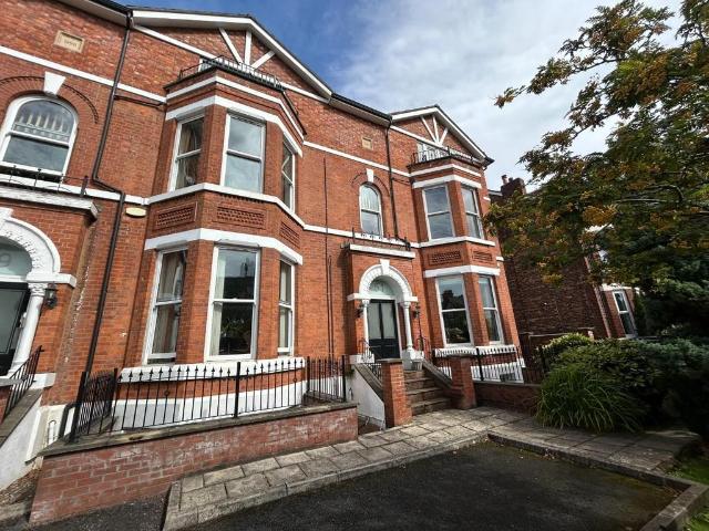Flat for sale in Georgia, Greater Manchester