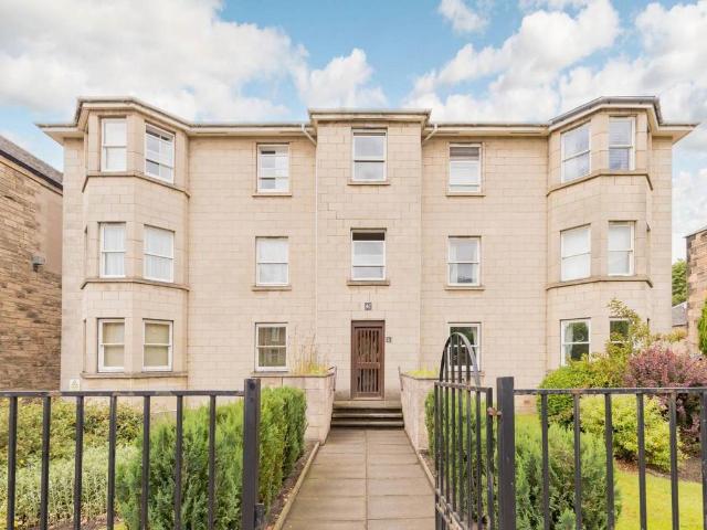 Flat for sale in Mayfield, Newington