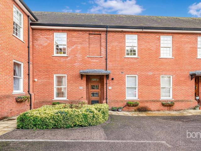 Flat for sale in Chelmsford, Isle Of Man