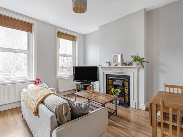 Flat for sale in London Borough of Merton, Greater London