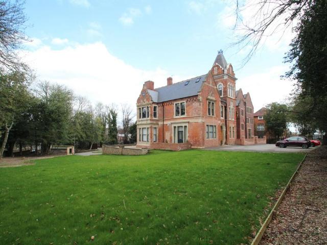 Flat for sale in Haddon, East Midlands