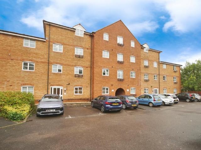 Flat for sale in Bradley Stoke