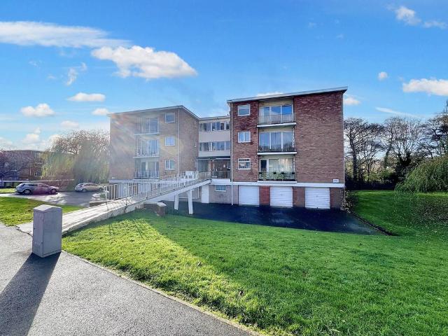 Flat for sale in Mount Nod, Allesley