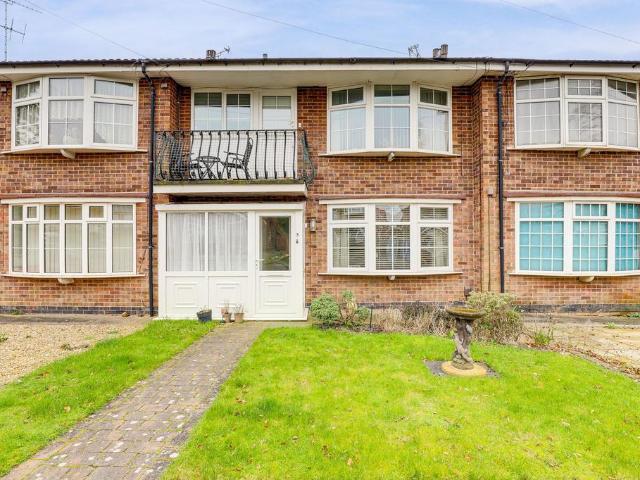 Flat for sale in Gedling, East Midlands