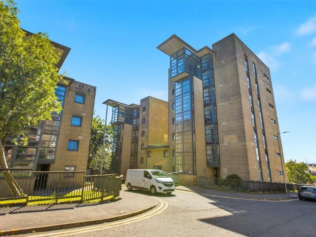 Flat for sale in Garnethill, Scotland