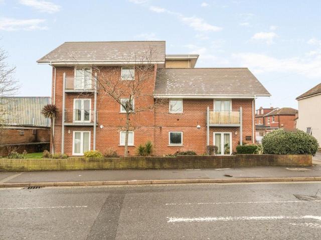 Flat for sale in Upper Shirley, Isle Of Man