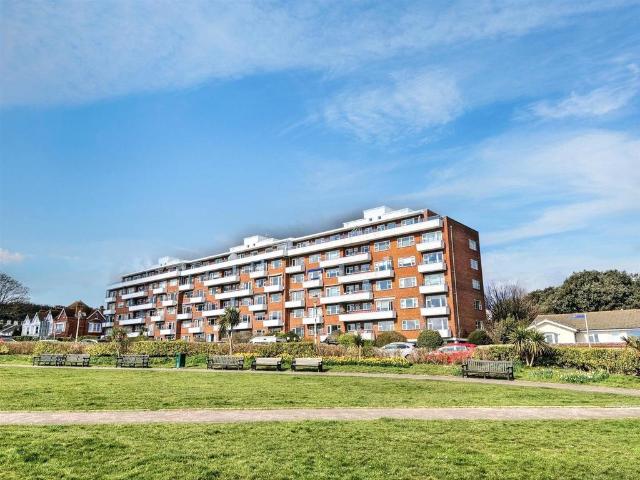 Flat for sale in Holywell, Eastbourne