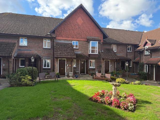 Flat for sale in Chartwell Green, Eastleigh