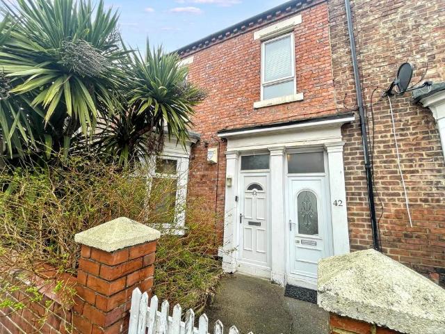 Flat for sale in Westoe, South Shields