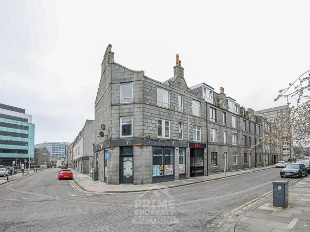 Flat for sale in City Centre, Ballindoch