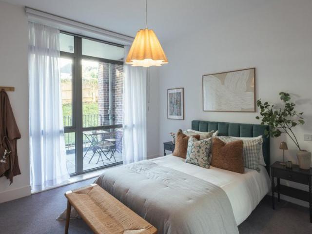 Flat for sale in London Borough of Croydon, Greater London